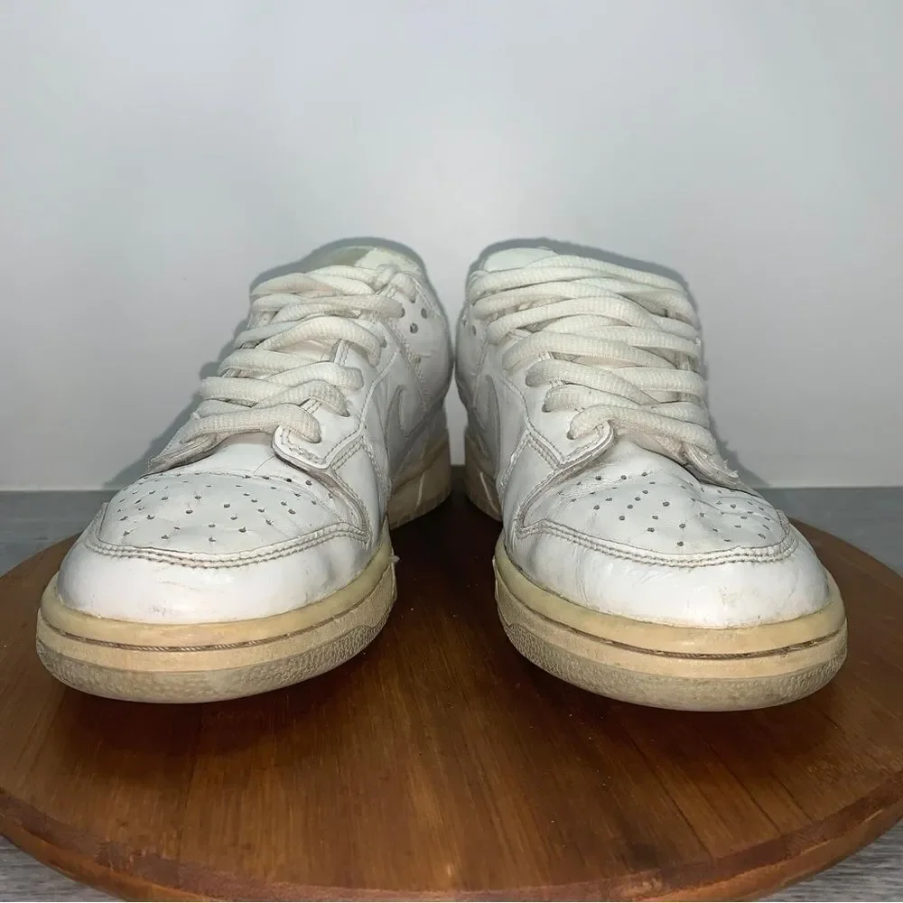 Nike Men’s 9.5 White Neutral Grey Patent Leather Dunk Low Pro B Shoes 624044-101